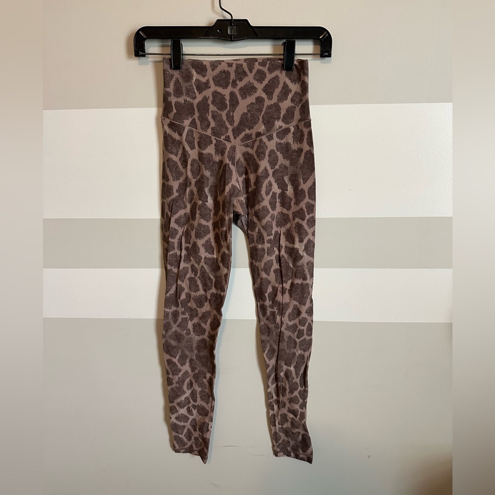 Aerie offline leopard cheetah animal print leggings - Picture 4 of 5